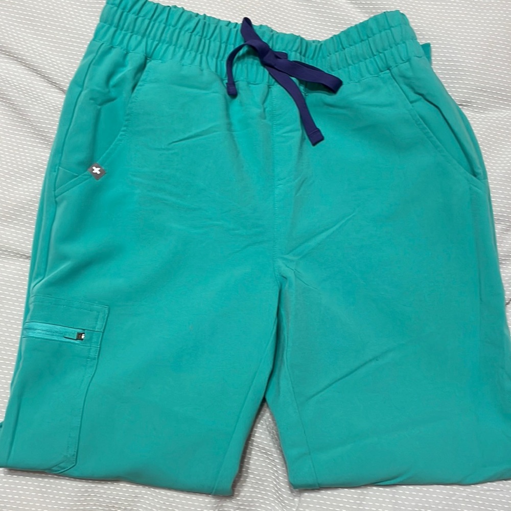 Figs high waisted Zamora joggers- size x-small petite